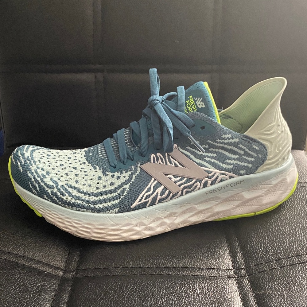 New Balance Women's Teal and White Athletic Shoes